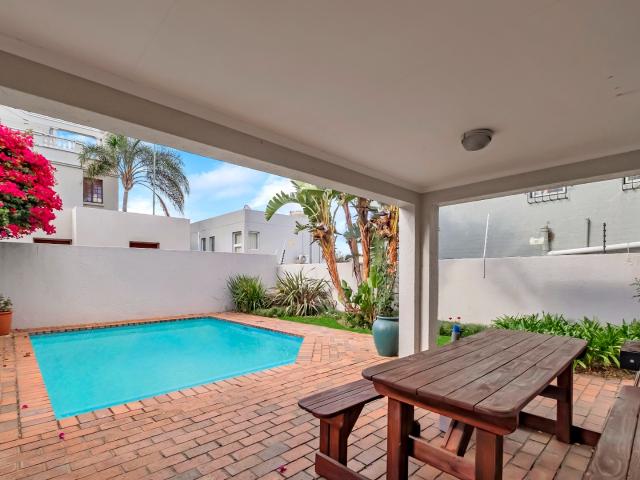 Apartment for sale in Alexandra, Gauteng
