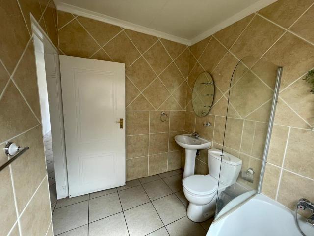 Apartment for sale in Vosloorus, Gauteng