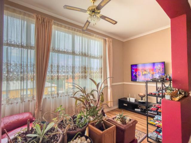 Apartment for sale in Seaview, Kwazulu-natal