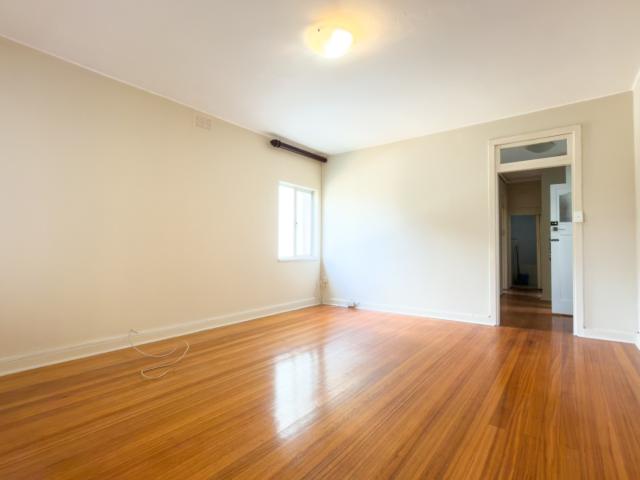 Apartment for sale in Seaview, Kwazulu-natal