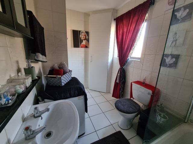 Apartment for sale in Ekurhuleni, Gauteng