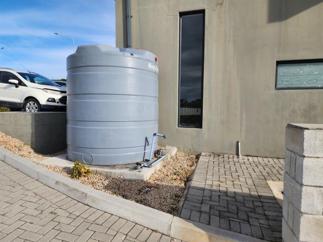 Apartment for sale in Port Elizabeth, Eastern Cape