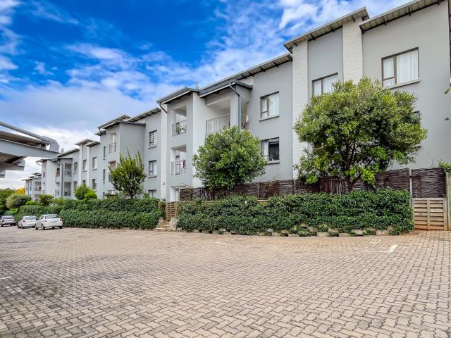 Apartment for sale in Vosloorus, Gauteng