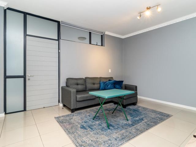 Apartment for sale in Cape Town, Western Cape