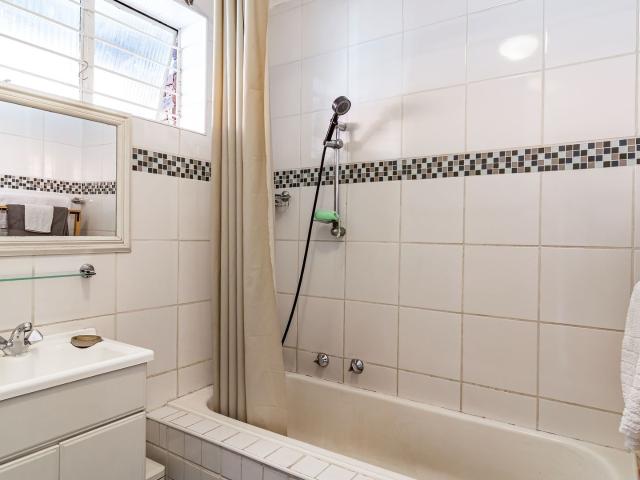 Apartment for sale in Vosloorus, Gauteng