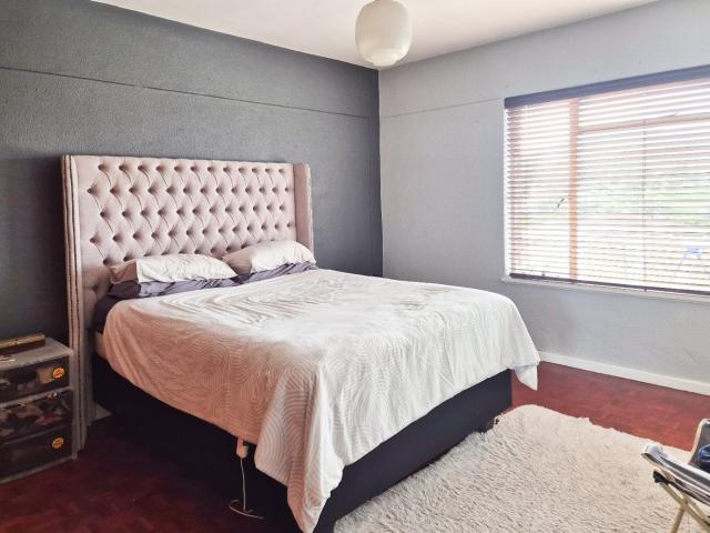 Apartment for sale in Parow, Western Cape