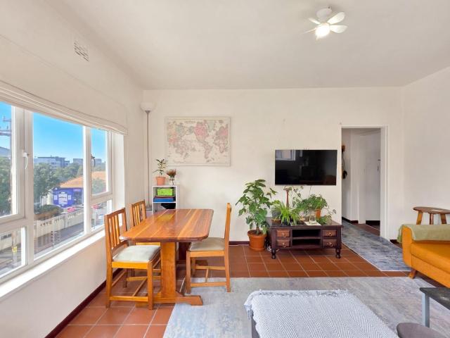 Apartment for sale in Cape Town, Western Cape