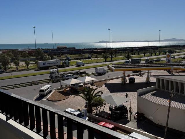 Apartment for sale in Cape Town, Western Cape