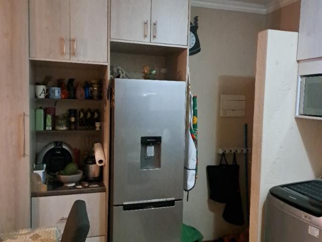 Apartment for sale in Paulshof, Alexandra