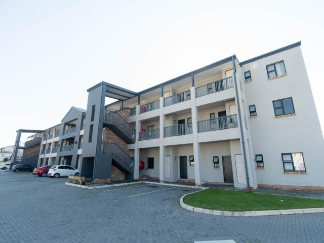 Apartment for sale in Port Elizabeth, Eastern Cape