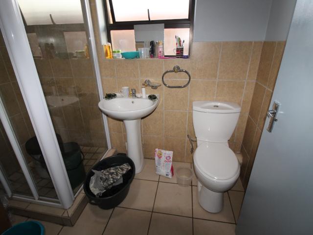 Apartment for sale in Dr Kenneth Kaunda, North West