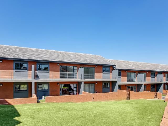 Apartment for sale in Vosloorus, Gauteng