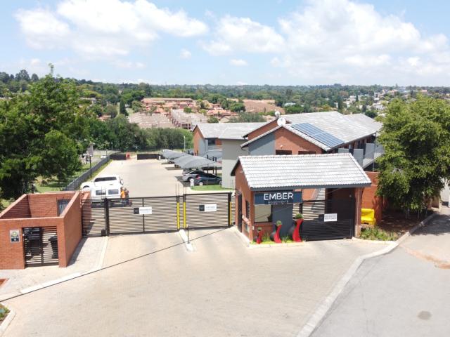 Apartment for sale in Vosloorus, Gauteng