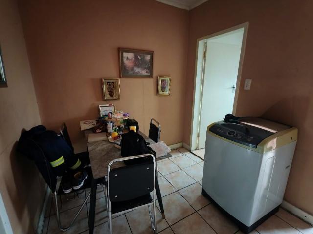 Apartment for sale in Vosloorus, Gauteng