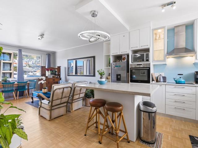 Apartment for sale in Cape Town, Western Cape