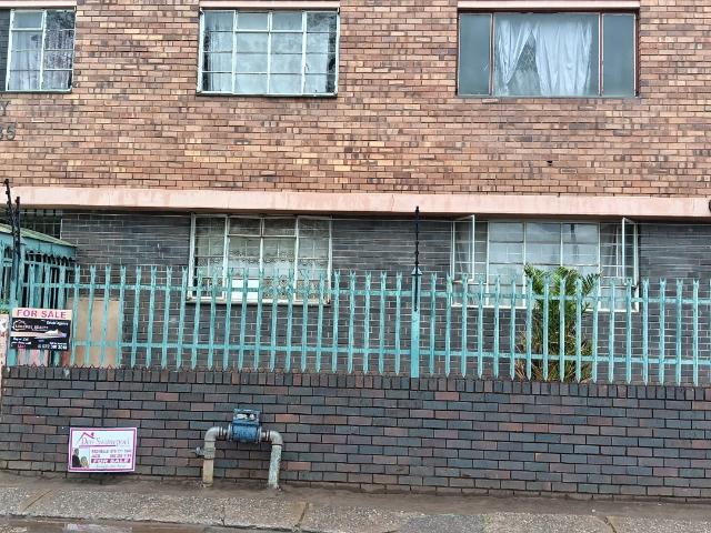 Apartment for sale in Waterkloof, Gauteng