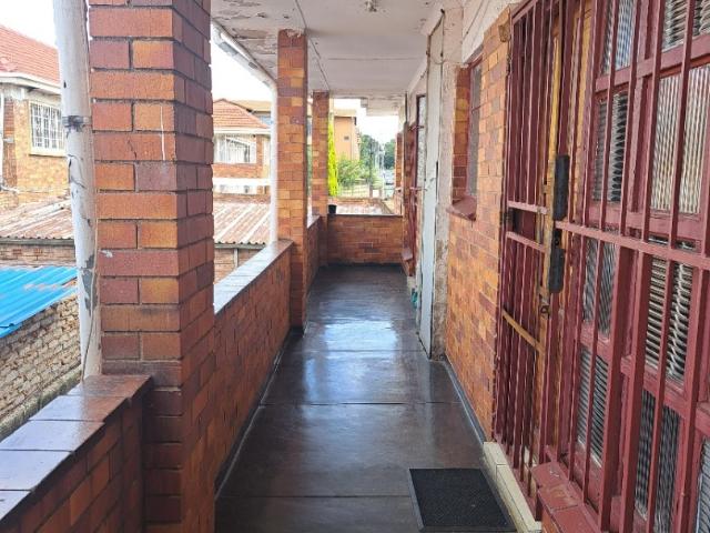Apartment for sale in Vosloorus, Gauteng