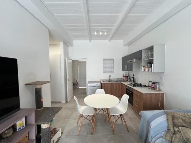 Apartment for sale in Umhlanga, Kwazulu-natal