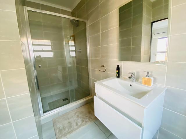 Apartment for sale in Alexandra, Gauteng