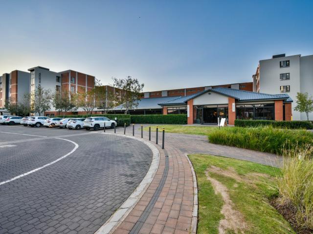 Apartment for sale in Waterkloof, Gauteng