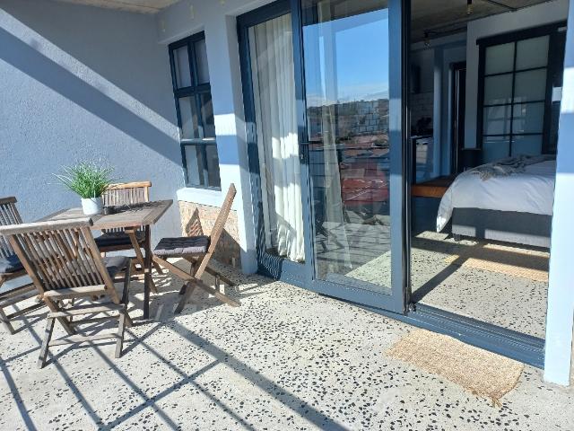 Apartment for sale in Blouberg, Western Cape