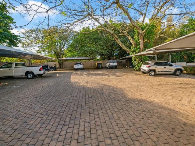 Apartment for sale in Kingsburgh, Kwazulu-natal