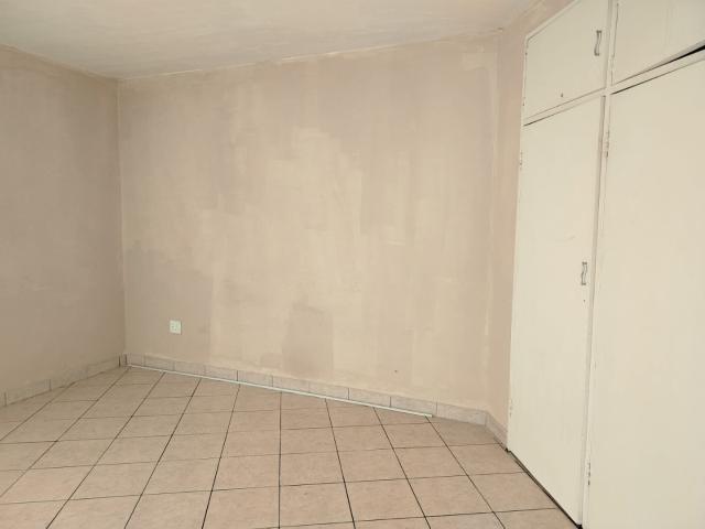 Apartment for sale in Nooitgedacht, Gauteng