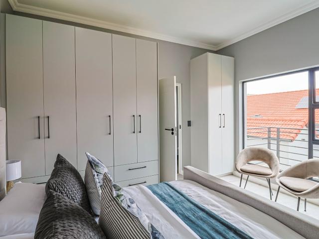 Apartment for sale in Hartbeespoort Dam Nature Reserve, North West