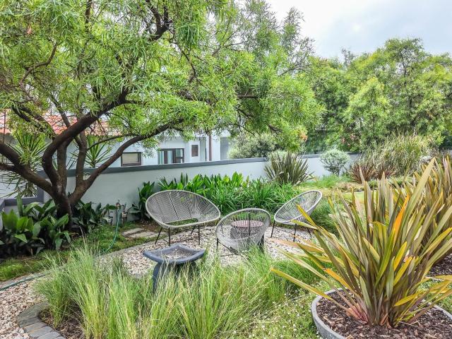 Apartment for sale in Hartbeespoort Dam Nature Reserve, North West