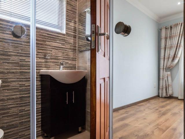 Apartment for rent in Olievenhoutbos, Gauteng