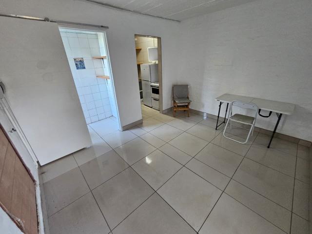 Apartment for rent in Seaview, Kwazulu-natal