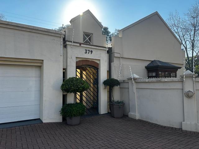 Apartment for rent in Waterkloof, Gauteng