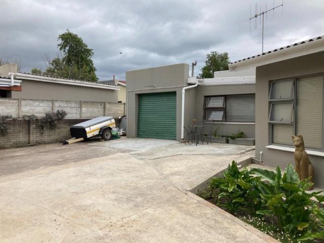 Apartment for rent in Boerpark, Garden Route District Municipality