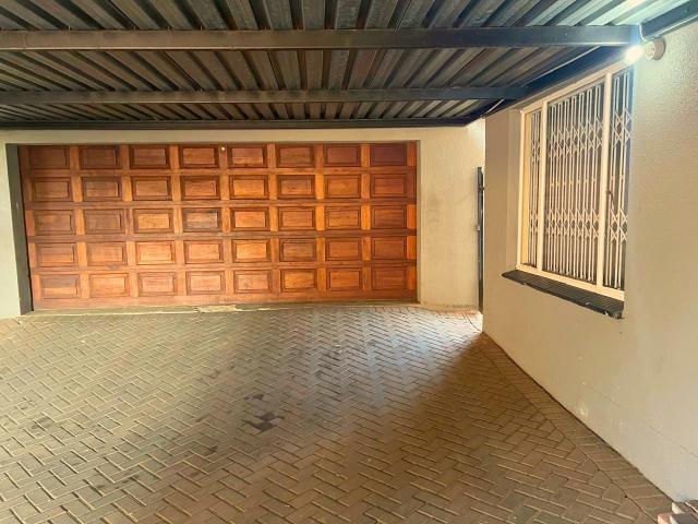 Apartment for rent in Waterkloof, Gauteng