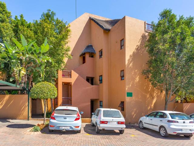 Apartment for rent in Douglasdale, Randburg