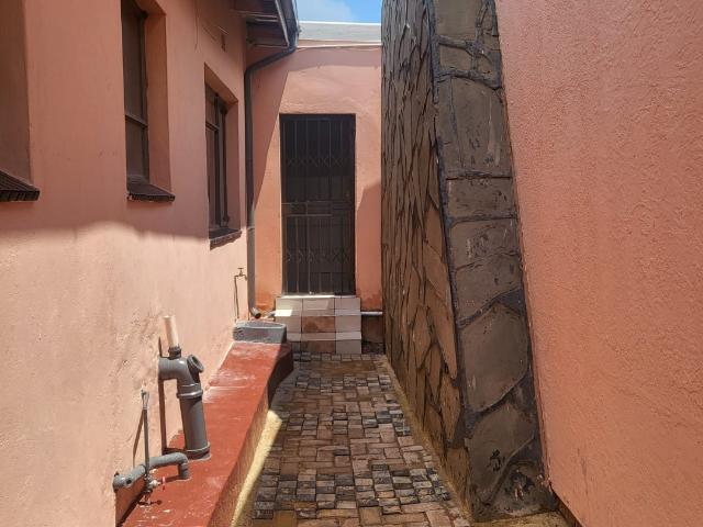 Apartment for rent in Soweto, Gauteng