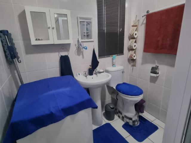 Apartment for rent in Queensburgh, Kwazulu-natal