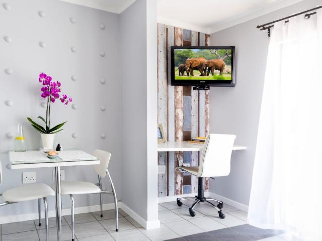 Apartment for rent in Douglasdale, Randburg