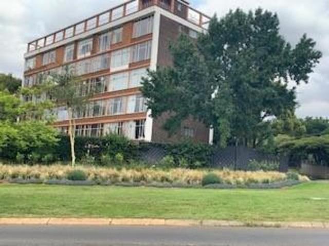 Apartment for rent in Waterkloof, Gauteng
