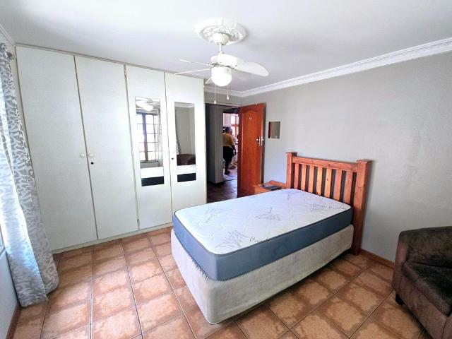 Apartment for rent in Waterkloof, Gauteng