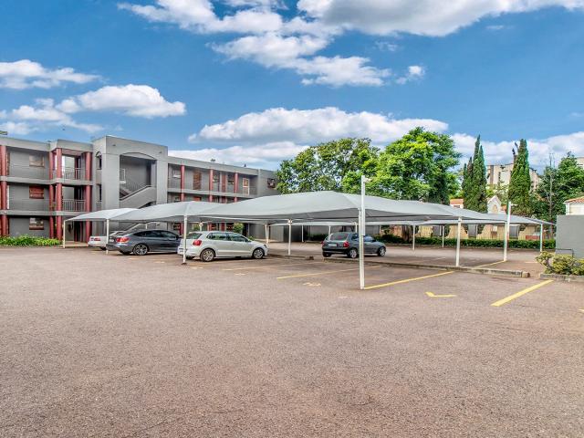 Apartment for rent in Waterkloof, Gauteng