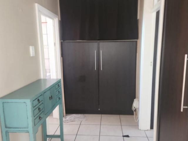 Apartment for rent in Kingsburgh, Kwazulu-natal