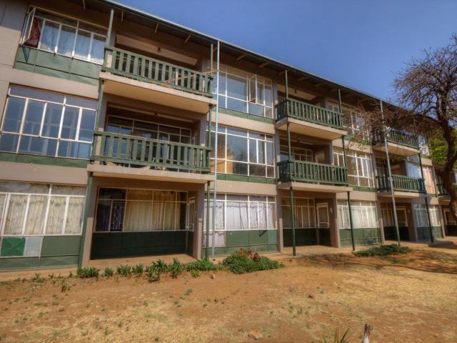 Apartment for rent in Rhodesfield, Kempton Park