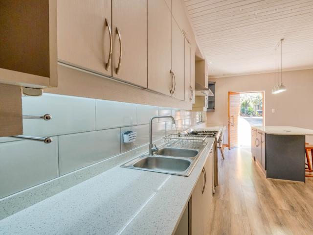 Apartment for rent in Waterkloof, Gauteng