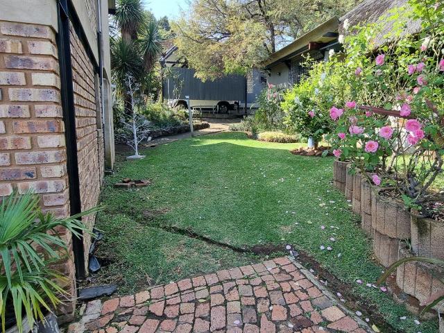 Apartment for rent in Waterkloof, Gauteng
