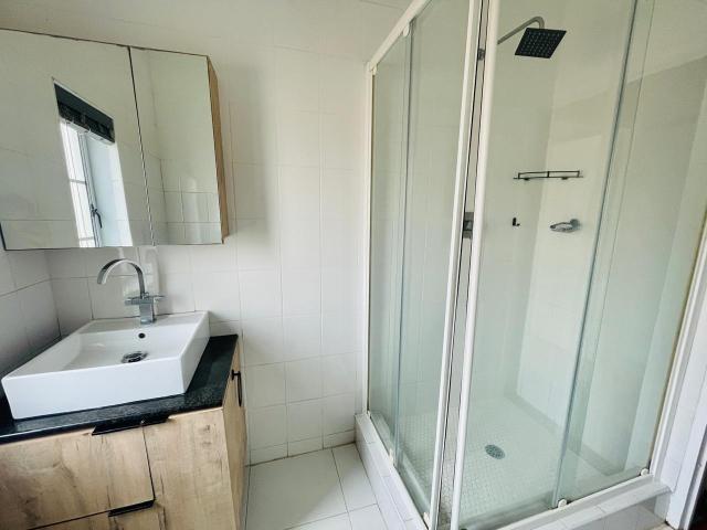 Apartment for rent in Seaview, Kwazulu-natal