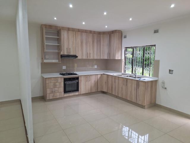 Apartment for rent in Queensburgh, Kwazulu-natal