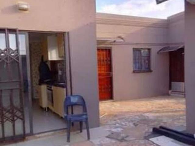 Apartment for rent in Protea Glen, Soweto