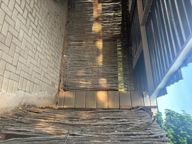 Apartment for rent in Rhodesdene, Sol Plaatje Local Municipality