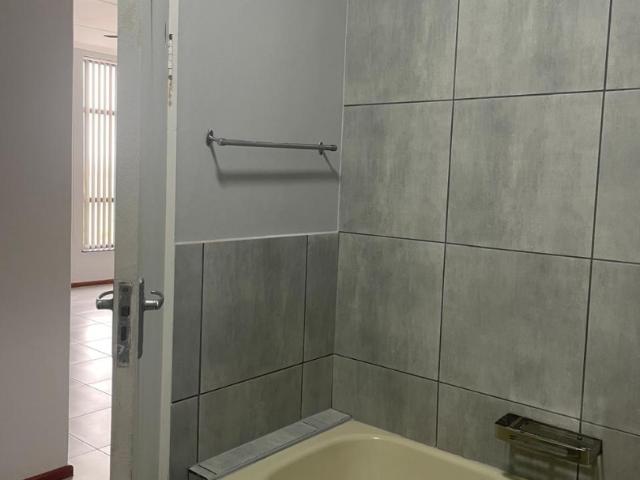 Apartment for rent in West Coast, Britannia Bay